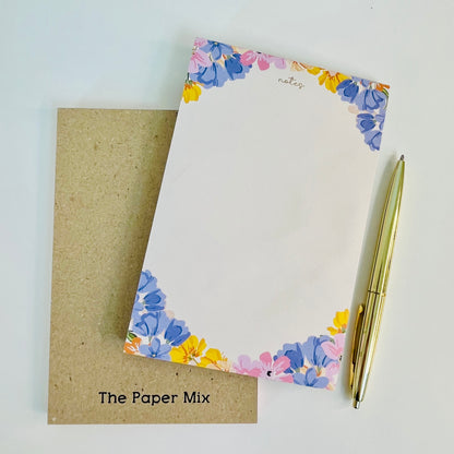 MINI MOVES NOTEPAD