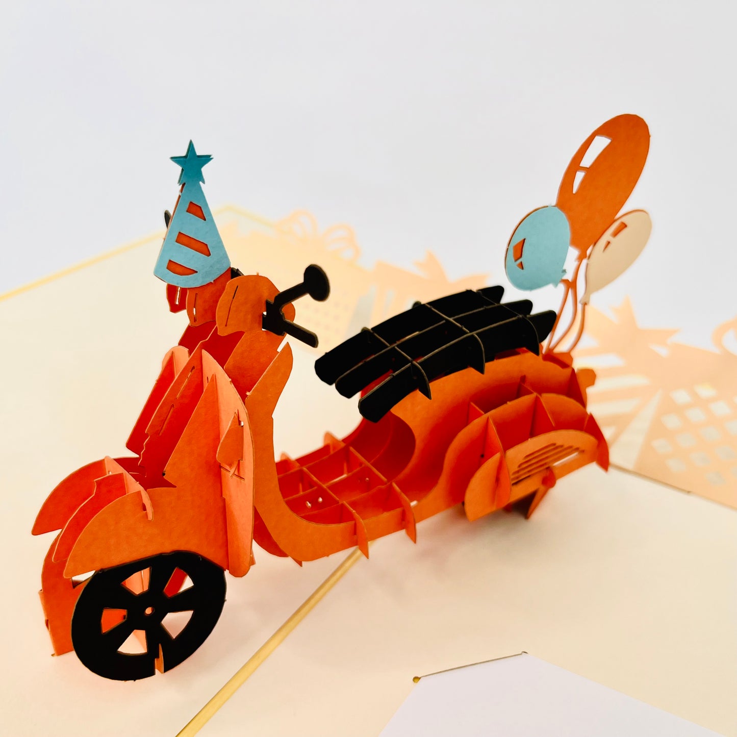 Vespa Adventure WOWPOP CARD